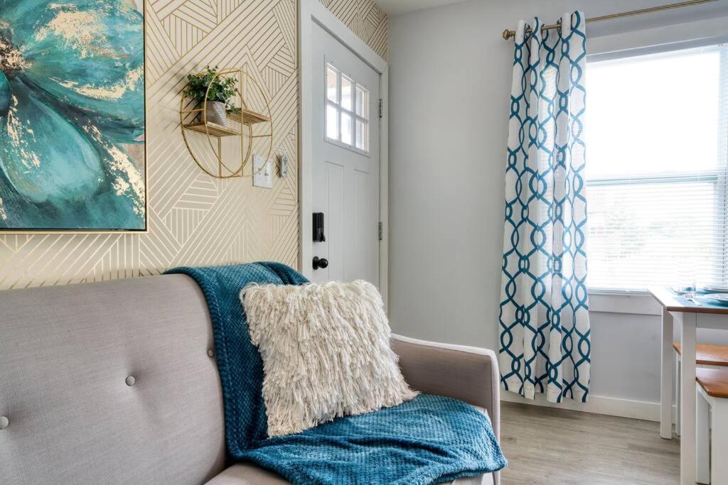 2Br 1Ba Duplex House King Beds Great For Small Groups Close To All Uptown Charlotte Attractions מראה חיצוני תמונה